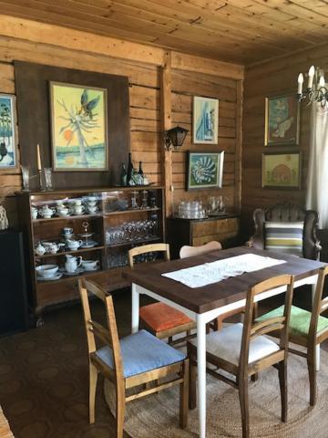 Paeivin Pirtti - Pirttikahvila Ja B&B Luosto Bagian luar foto